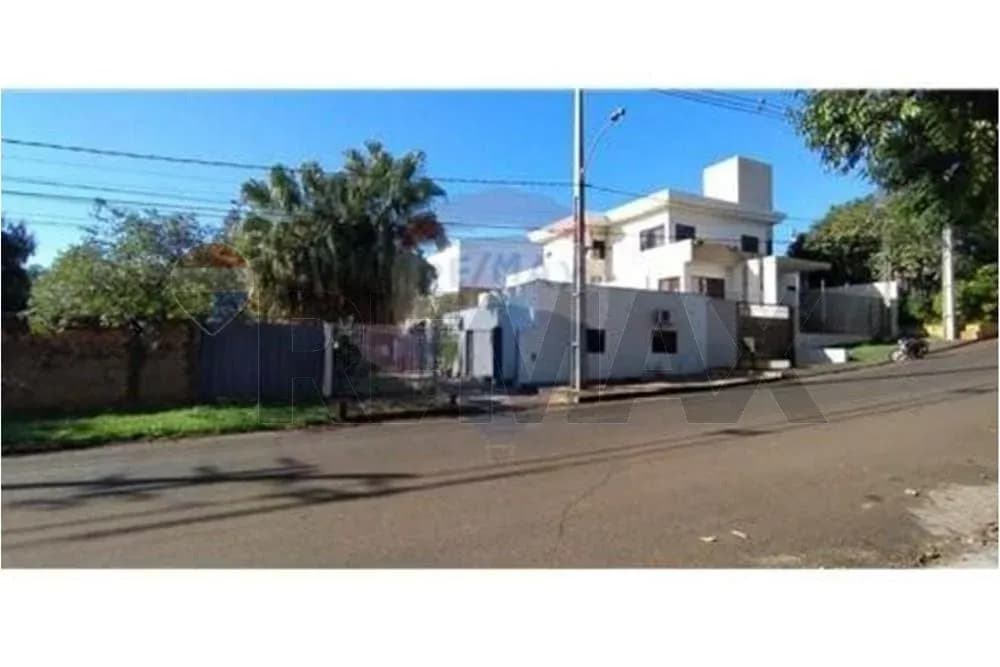 Casa de 4 dormitorios en Venta en Che la Reina, Ciudad del Este - Image 5