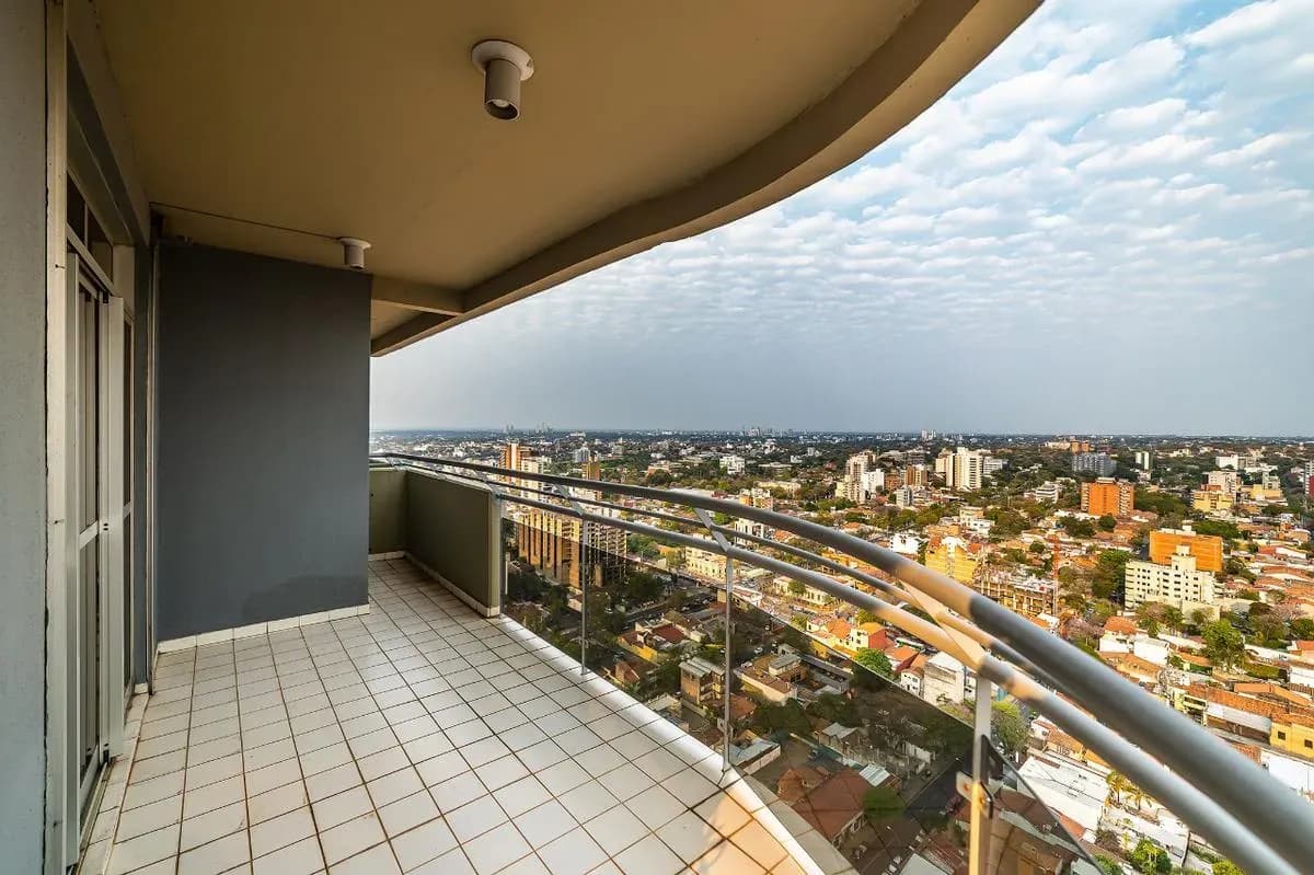 Departamento de 4 dormitorios en Venta en San Roque, Lambaré - Image 17