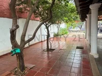 Casa de 4 dormitorios en Venta en Republicano, Asunción - Image 5
