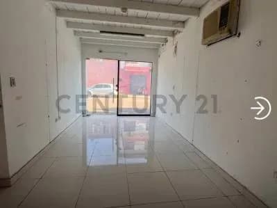 Local Comercial de 350m² en Venta en Ciudad Nueva, Asunción - Image 2