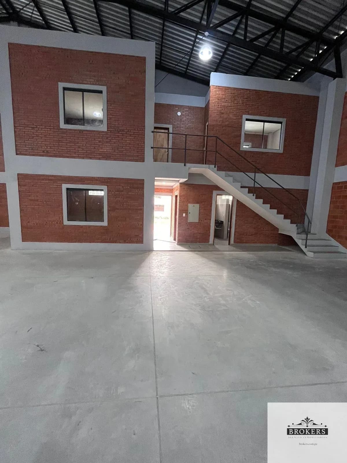 Warehouse of 700m² for Sale in Rosa Mística, Mariano Roque Alonso - Image 6