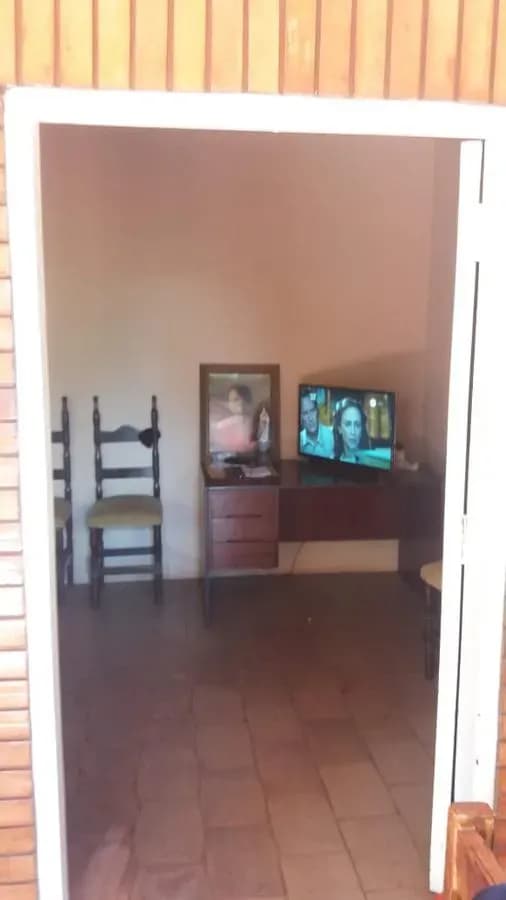 4-Bedroom House for Sale in Capiatá - Image 7