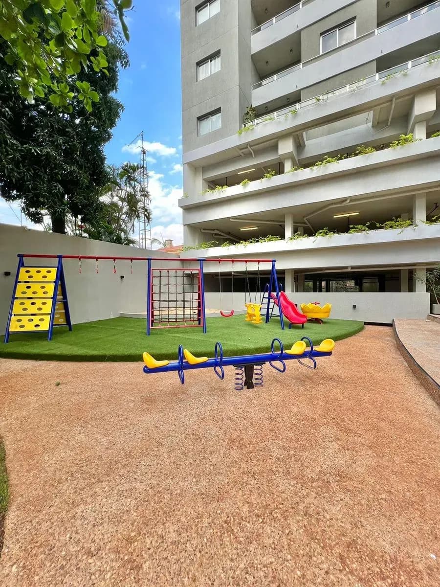 2-Bedroom Apartment for Sale in Mburicaó, Asunción - Image 15