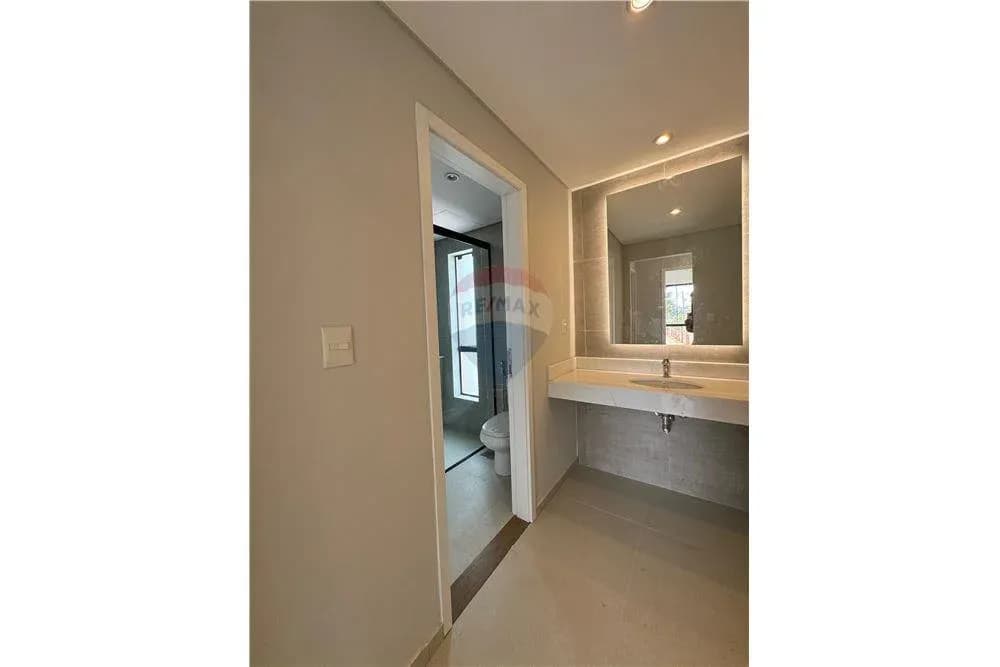 3-Bedroom House for Sale in Loma Merlo, Luque - Image 19
