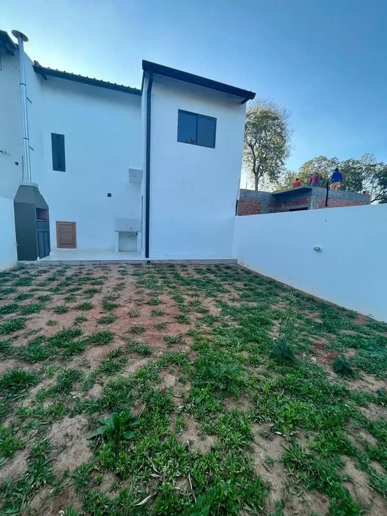 3-Bedroom House for Sale in Monseñor Bogarín, Mariano Roque Alonso - Image 14
