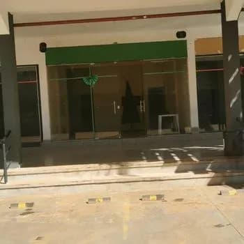Loja de 4,273m² à Venda em Virgen de Fátima, Asunción - Image 2