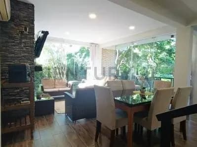 Casa de 3 dormitorios en Alquiler en San Bernardino - Image 4