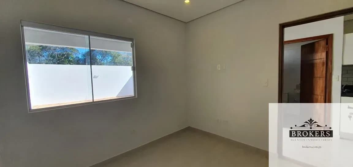 Casa de 3 dormitorios en Venta en Mbachió II, Lambaré - Image 5
