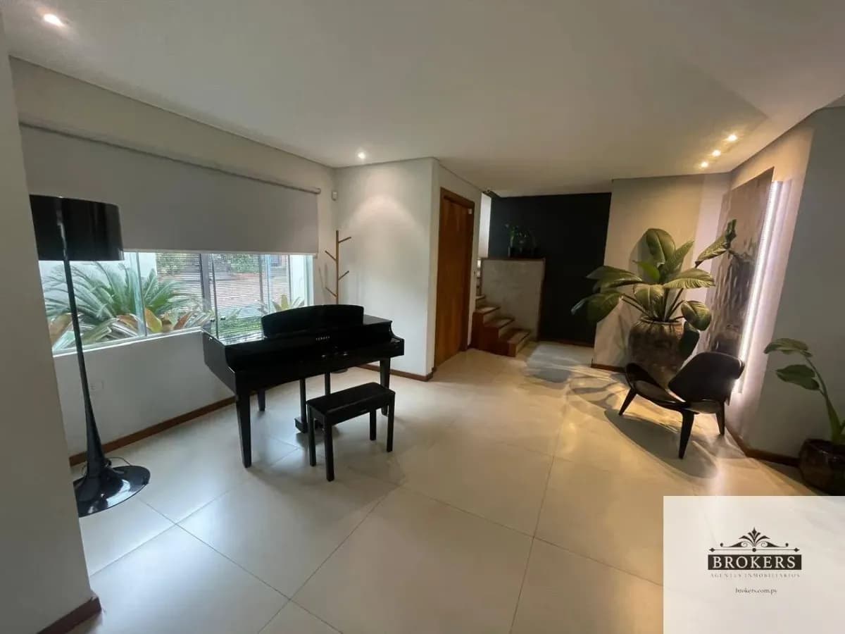 Casa de 4 dormitorios en Alquiler en Estanzuela, Fernando de la Mora - Image 9