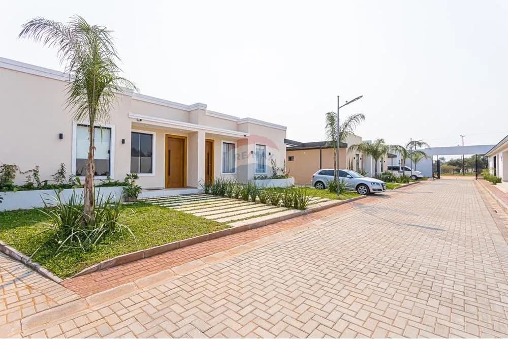 Casa de 2 dormitorios en Venta en Limpio - Image 9