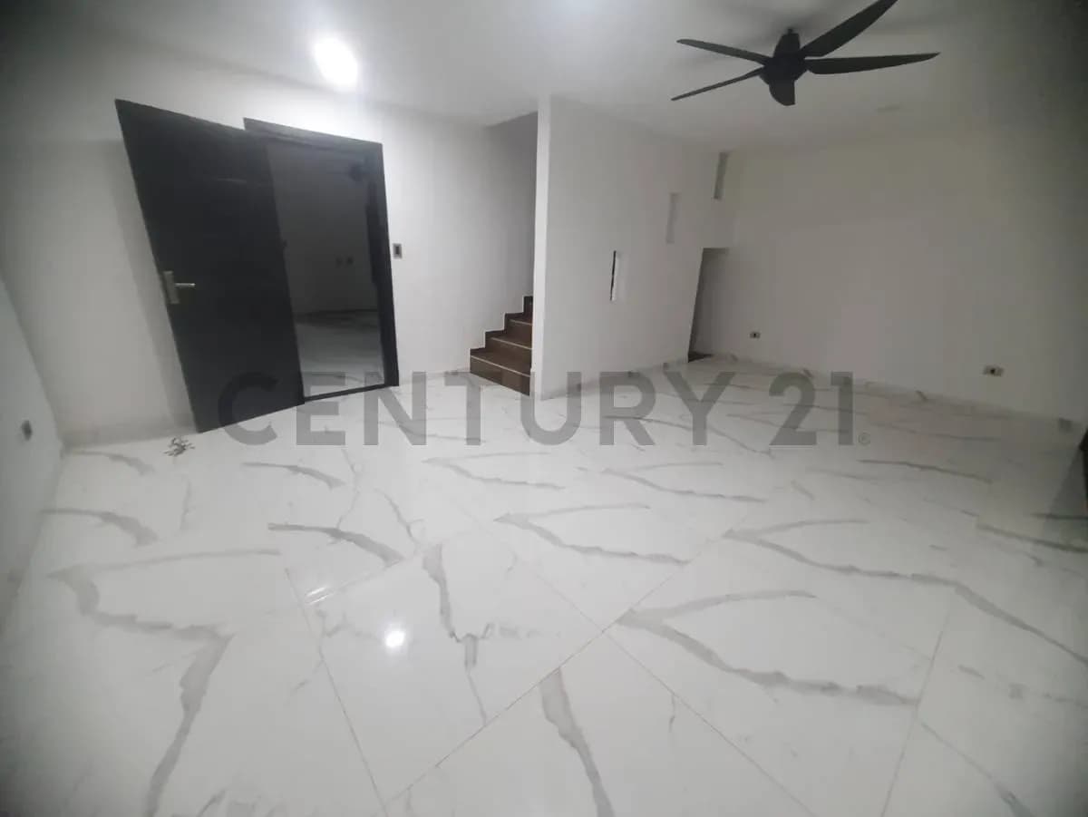Casa de 3 dormitorios en Venta en Limpio - Image 16