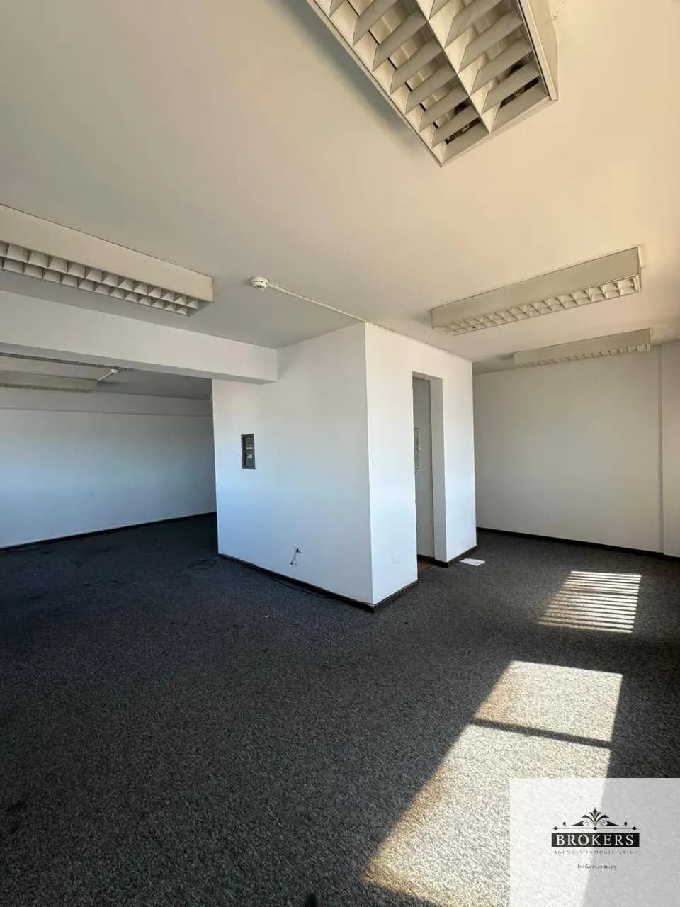 Espaço Comercial de 53m² para Aluguel em Catedral, Assunção