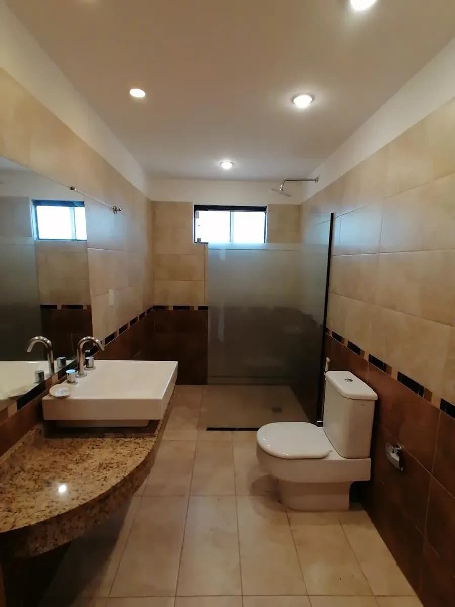 Casa de 4 dormitorios en Venta en Valle Apu´a II, Lambaré - Image 6