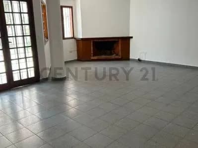 Casa de 2 dormitorios en Venta en Las Lomas (Carmelitas), Asunción - Image 4