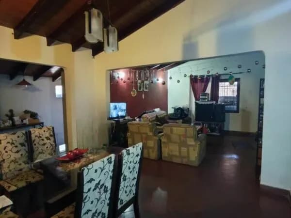 3-Bedroom House for Sale in Centro, Villa Elisa - Image 6