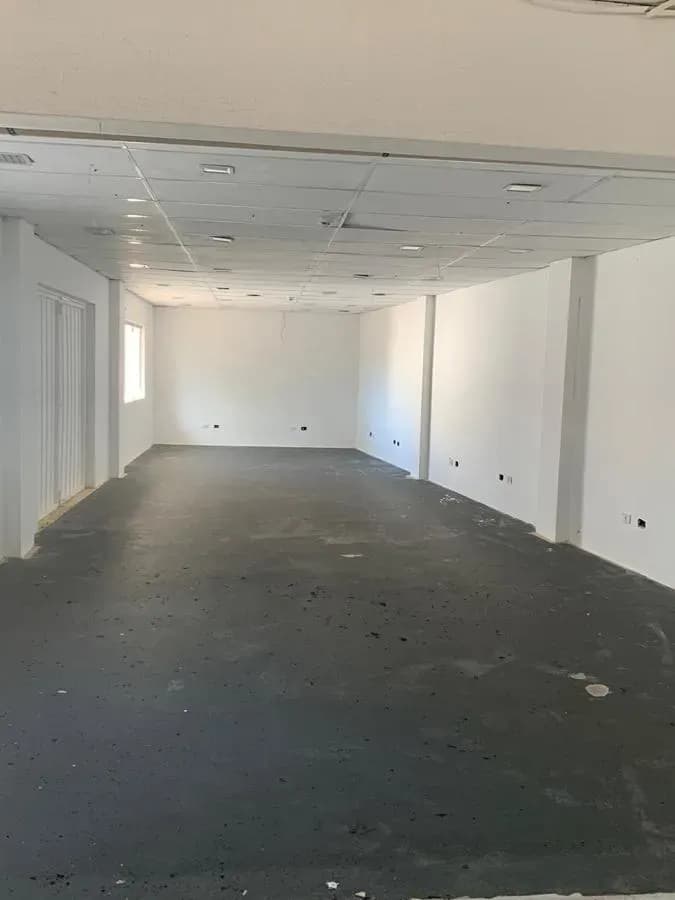 Retail Space of 600m² for Sale in Mariscal Lopez, Asunción - Image 12