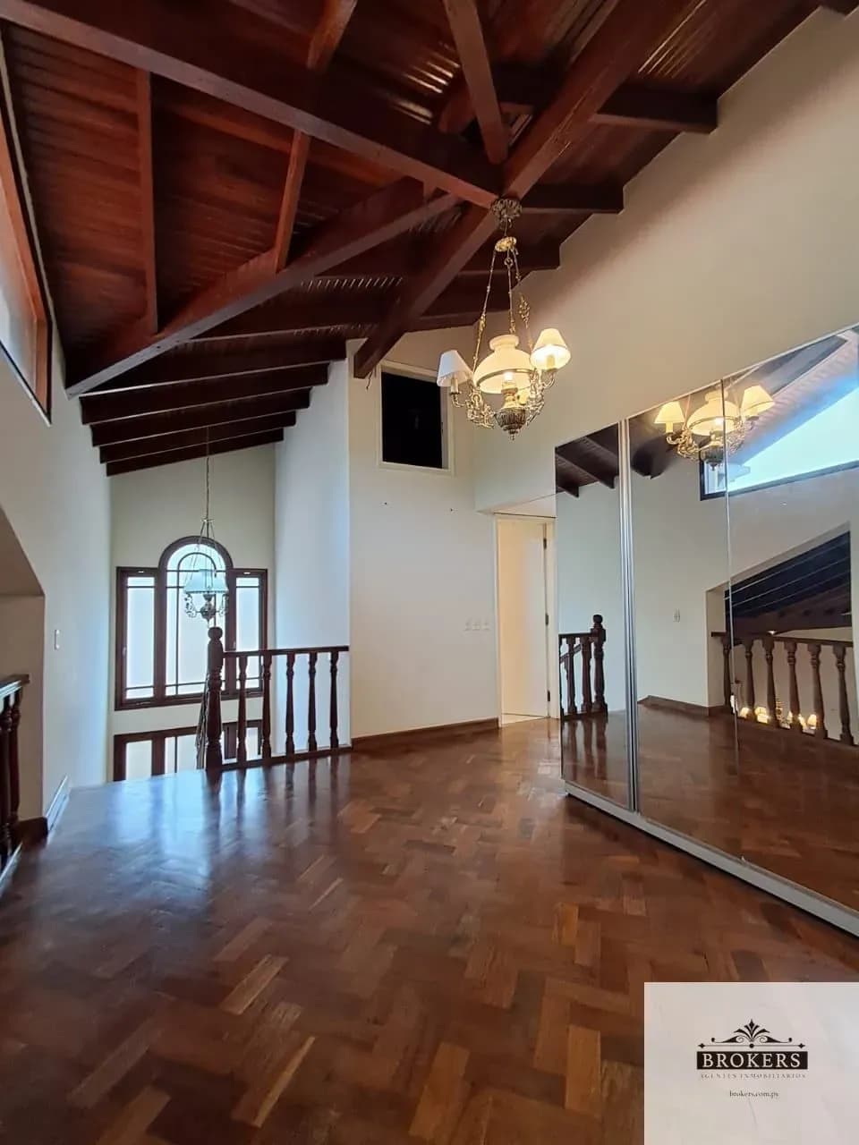 Office of 440m² for Sale in Manorá, Asunción - Image 12