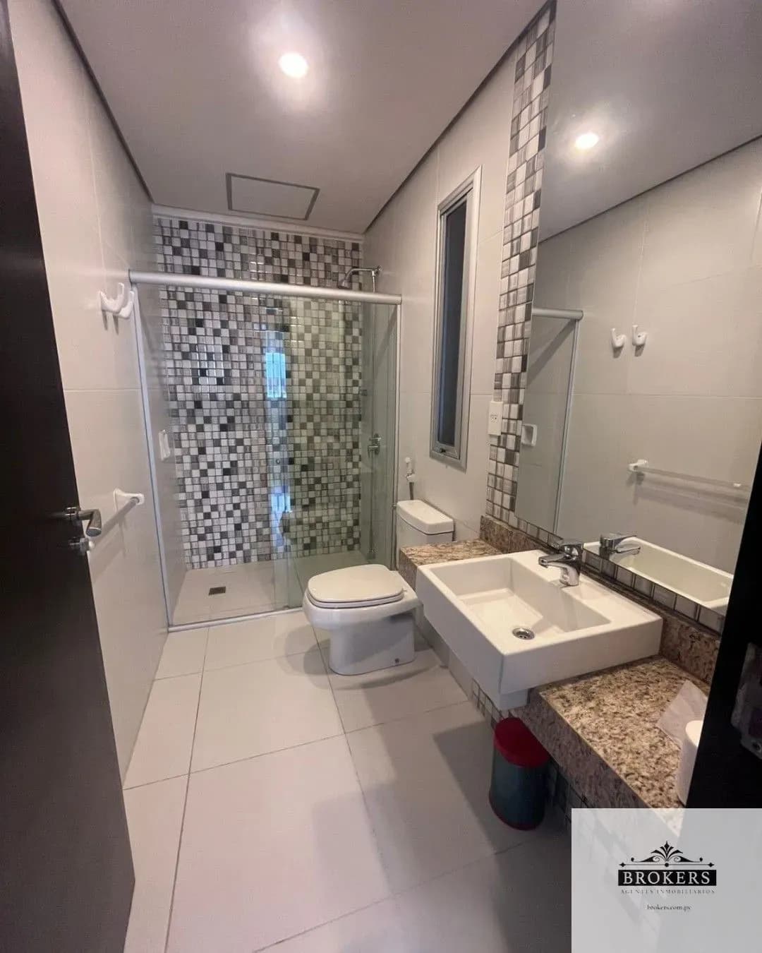 3-Bedroom Apartment for Sale in Las Lomas (Carmelitas), Asunción - Image 10