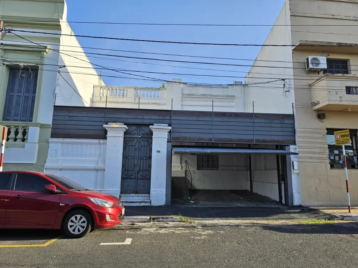 Escritório de 413m² à Venda em Doctor Francia, Lambaré - Image 2