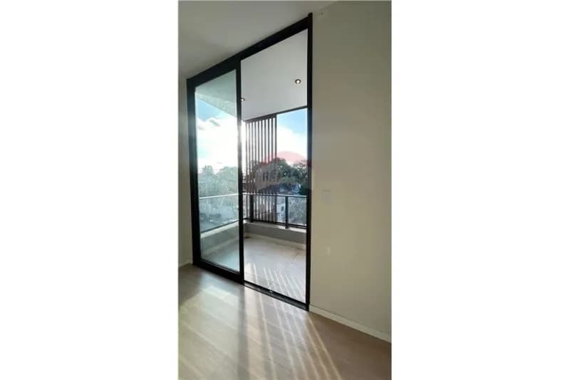 Apartamento de 1 quarto à Venda em Recoleta, Asunción - Image 2