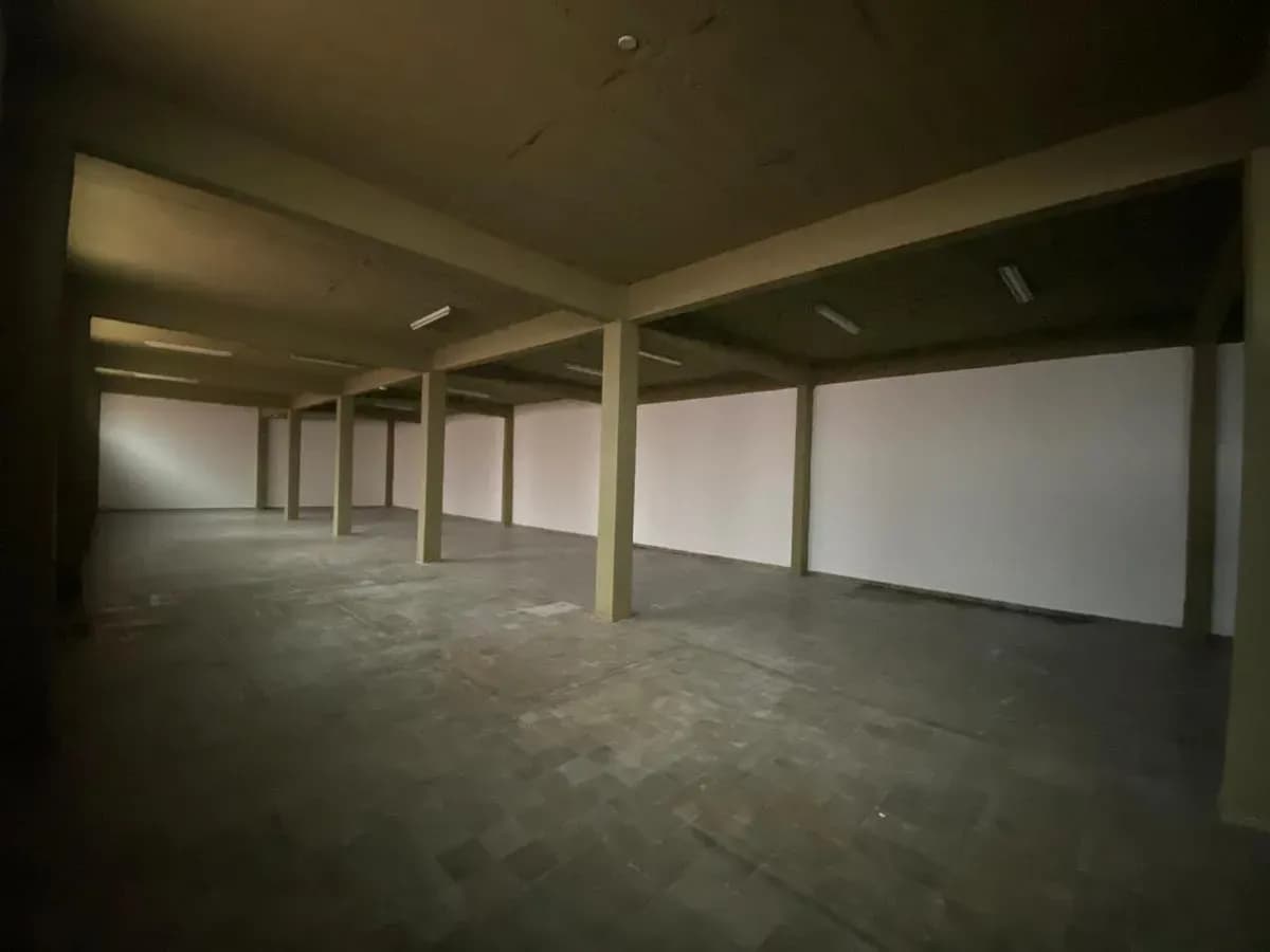 Loja de 4,190m² à Venda em Virgen del Huerto, Asunción - Image 11
