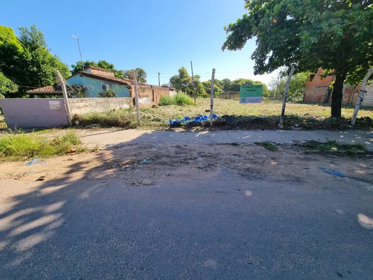 Terreno de 756m² para Aluguel em Ytay, Fernando de la Mora - Image 2