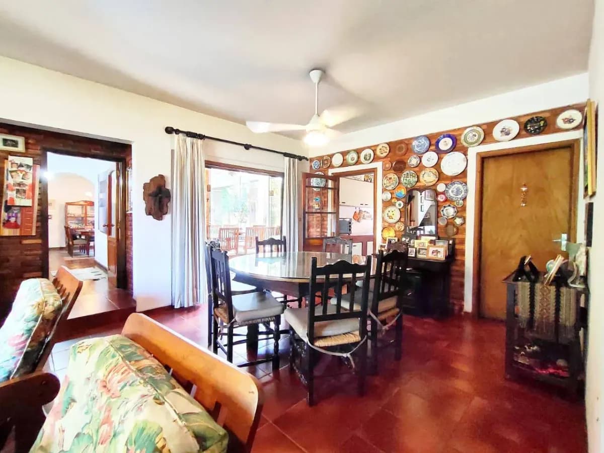 5-Bedroom House for Sale in Santo Domingo, Asunción - Image 11