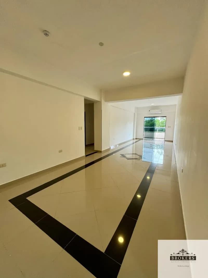 2-Bedroom Apartment for Rent in Laguna Grande, Fernando de la Mora - Image 5
