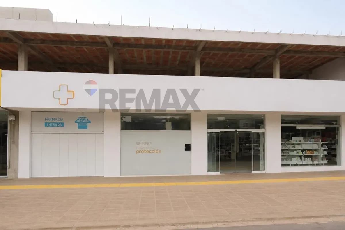 Local Comercial de 42m² en Alquiler en Casco Histórico San Lorenzo, San Lorenzo - Image 2