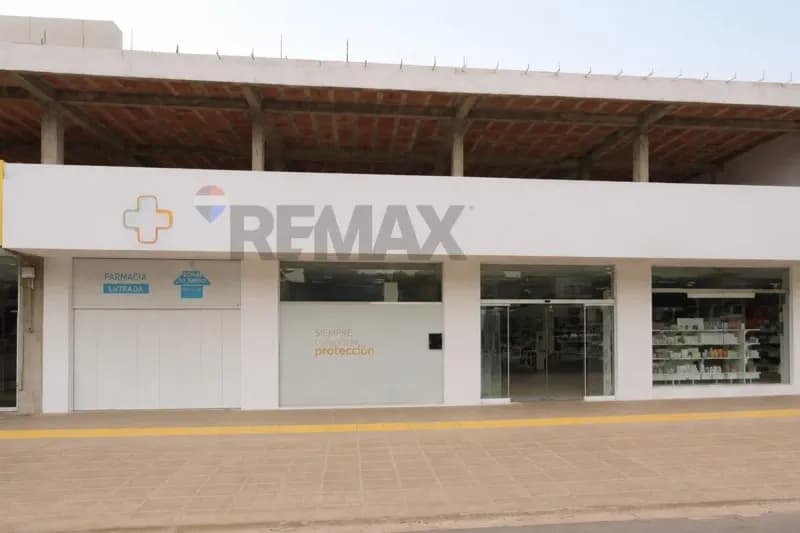Local Comercial de 42m² en Alquiler en Casco Histórico San Lorenzo, San Lorenzo - Image 2