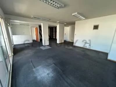 Local Comercial de 66m² en Alquiler en Ciudad Vieja, Montevideo - Image 5