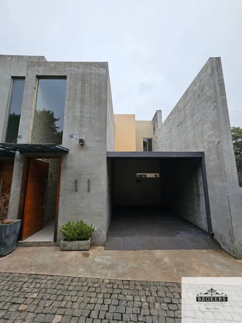 2-Bedroom Apartment for Rent in Salvador del Mundo, Asunción - Image 3