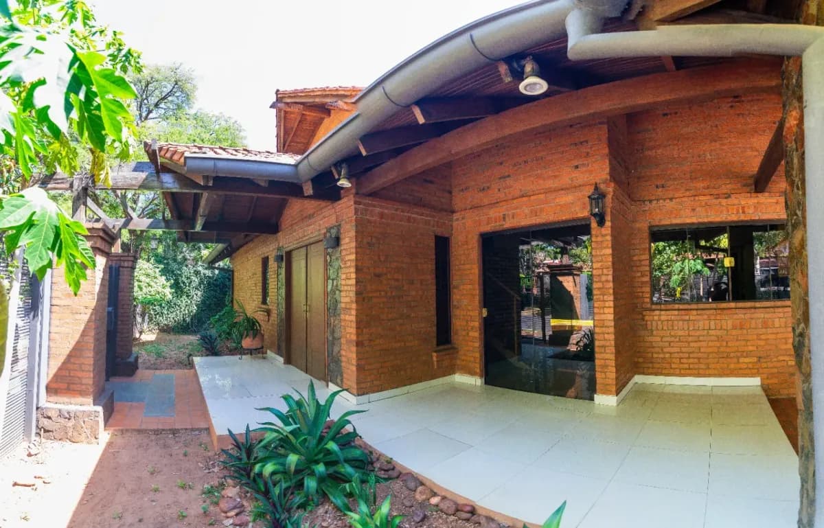 2-Bedroom House for Sale in Mcal. José Félix Estigarribia, Asunción - Image 10