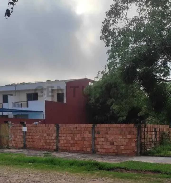 360m² Land for Sale in Herrera, Asunción - Image 1