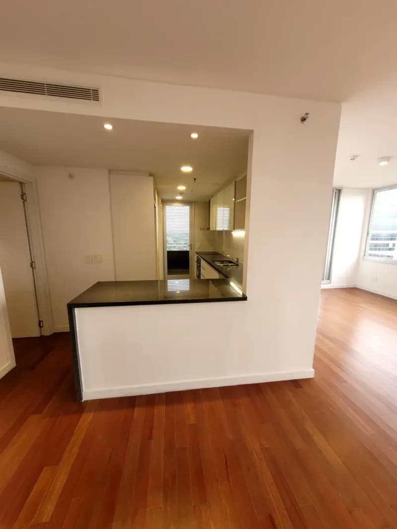 Departamento de 3 dormitorios en Venta en San Jorge, Asunción - Image 5