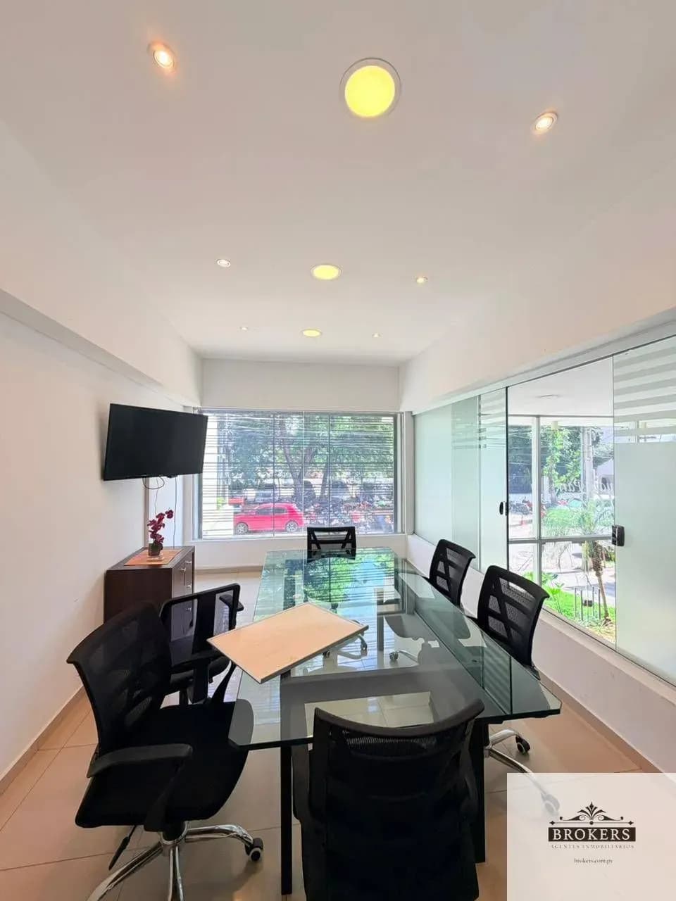 Apartamento de 1 dormitório à Venda em Manorá, Assunção - Image 11