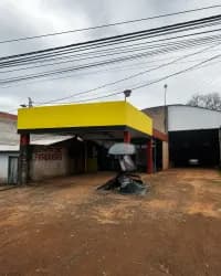 Local Comercial de 421m² en Venta en Coronel Oviedo - Image 3