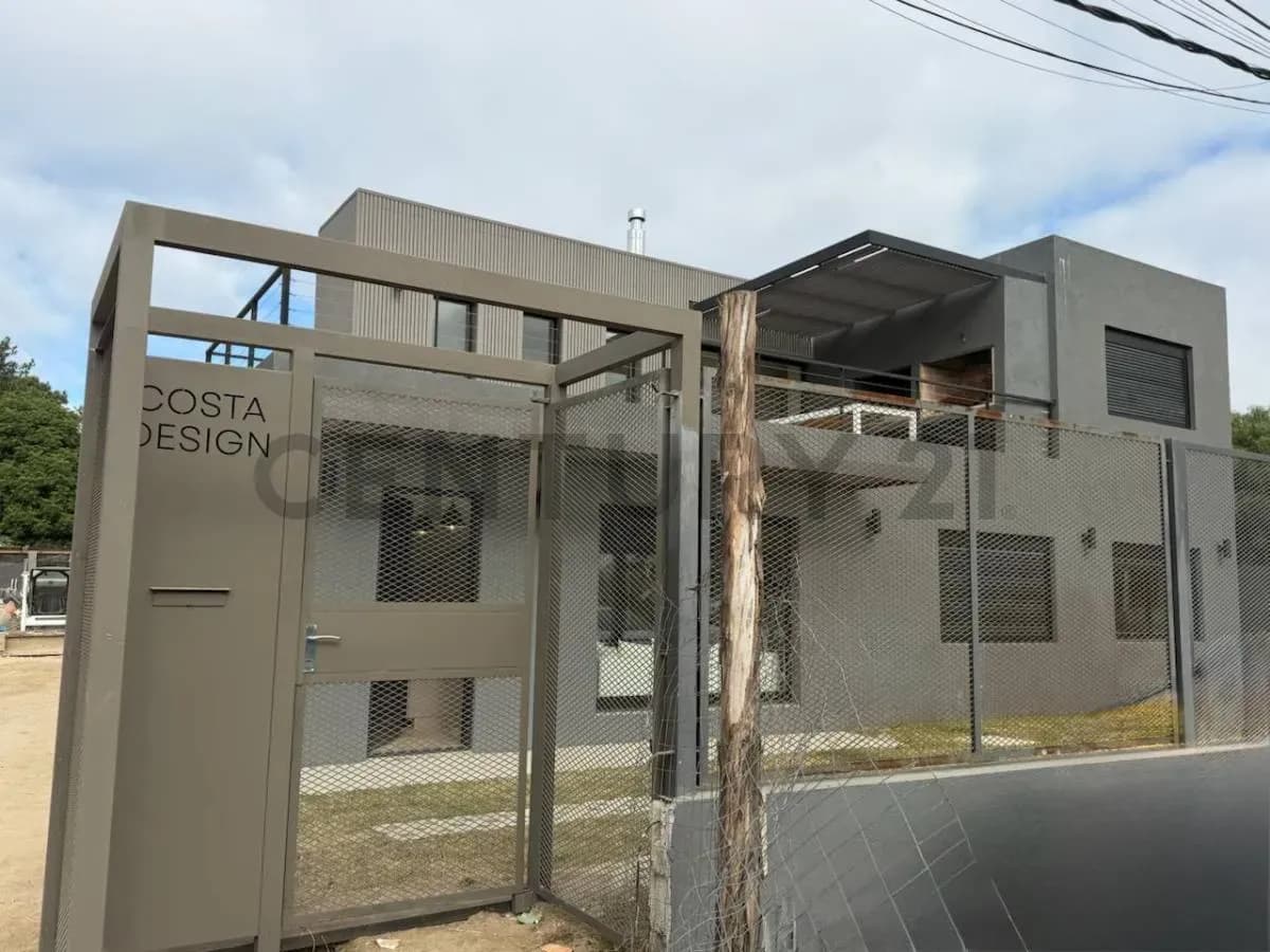 Casa de 3 dormitorios en Venta en Lomas de Solymar, Ciudad de la Costa