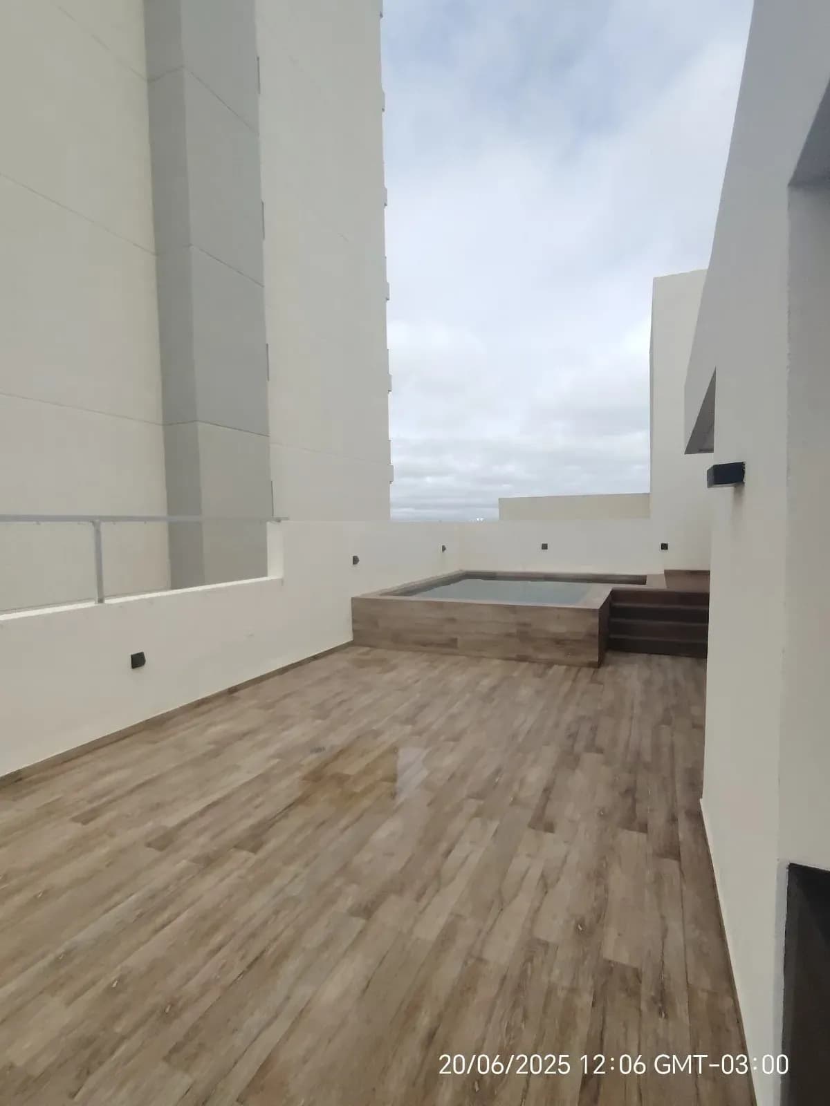 Departamento de 5 dormitorios en Venta en Las Lomas (Carmelitas), Asunción - Image 8