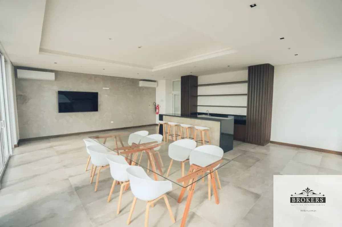 Departamento de 3 dormitorios en Venta en San Jorge, Asunción - Image 11