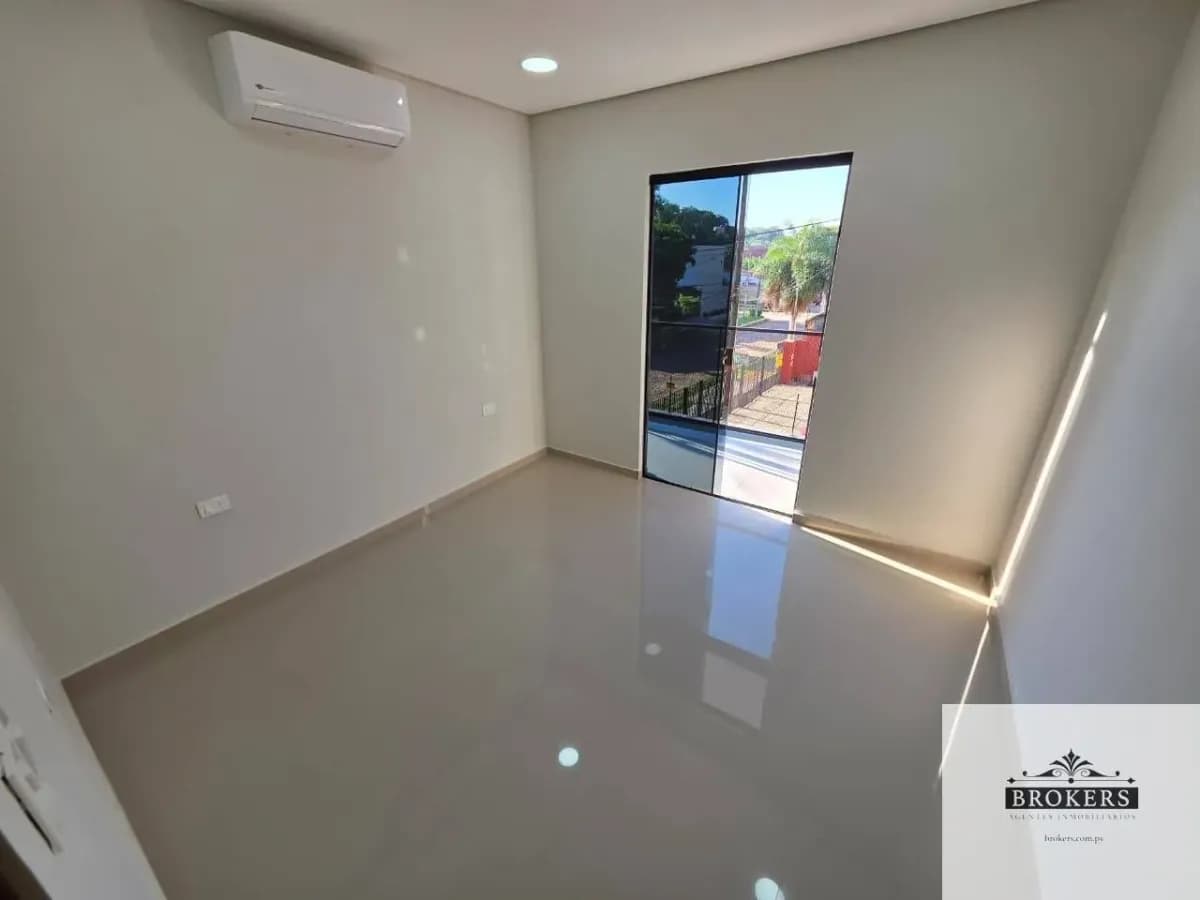 3-Bedroom House for Sale in Mbachió II, Lambaré - Image 12