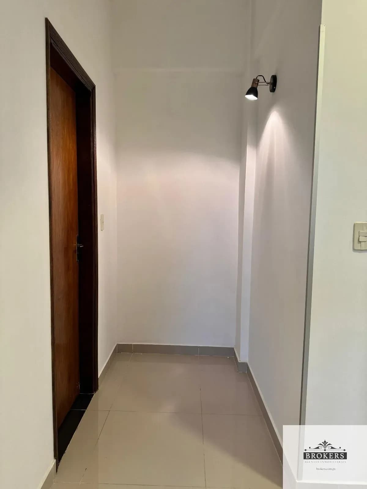 2-Bedroom Apartment for Rent in Fernando de la Mora - Image 10