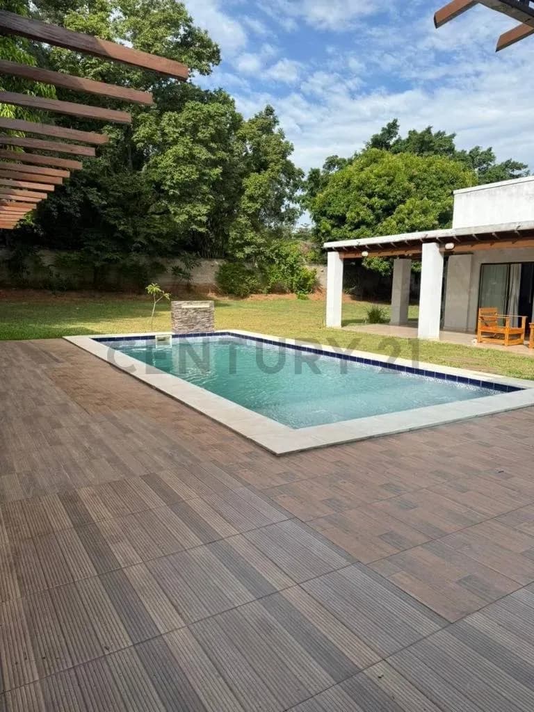 4-Bedroom House for Sale in San Bernardino - Image 13
