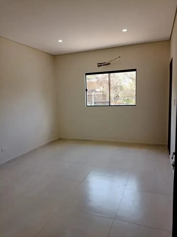 3-Bedroom House for Sale in Villa Virginia, Lambaré - Image 11