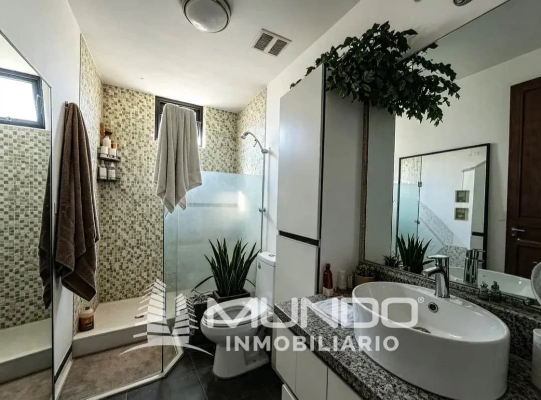 Departamento de 2 dormitorios, 86.7m², en Venta en Zona 4, Ciudad de Guatemala - Image 5