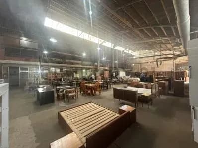 Commercial Space of 1,200m² for Rent in Tres Ombúes, Montevideo - Image 3