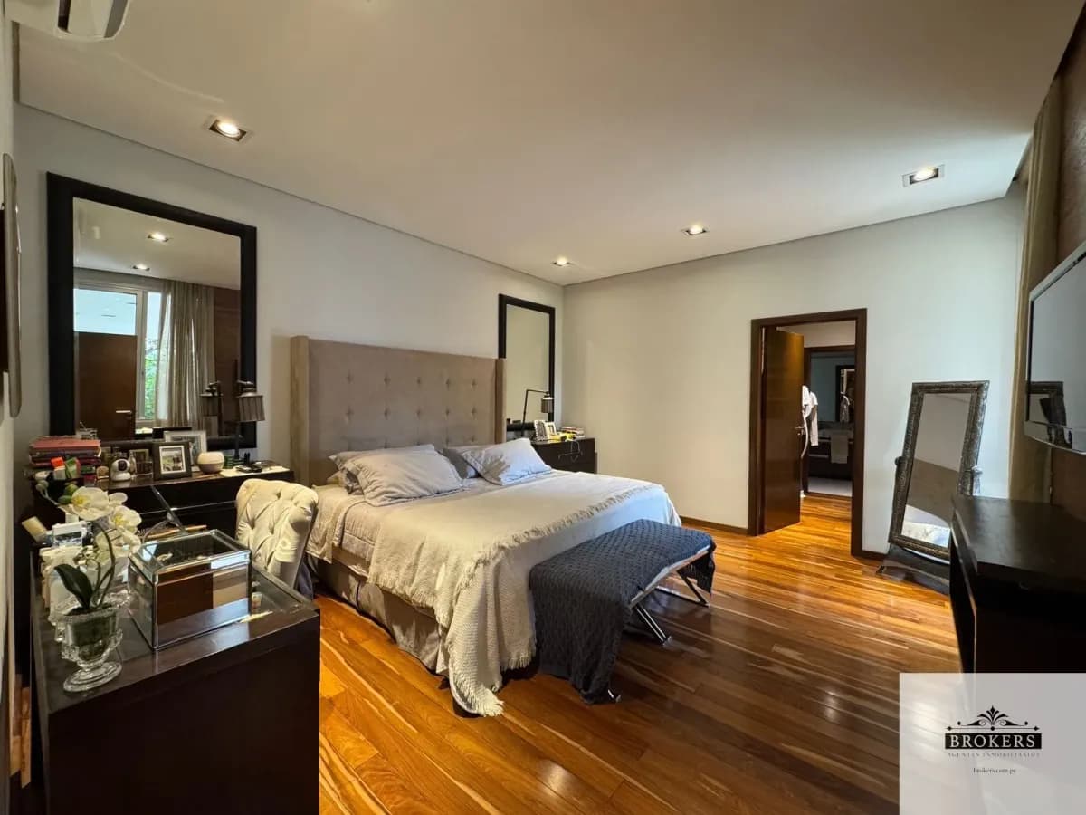 4-Bedroom House for Rent in Asunción - Image 18