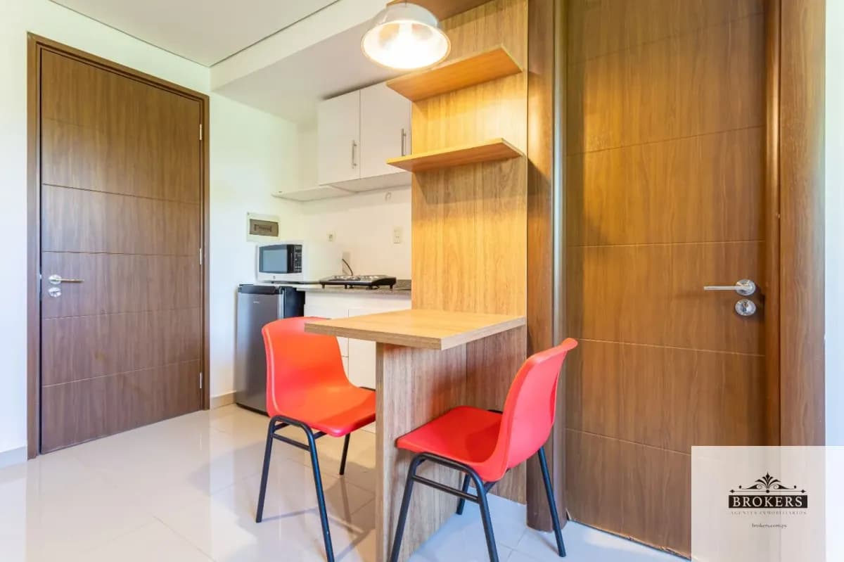 1-Bedroom Apartment for Sale in Fernando de la Mora - Image 6