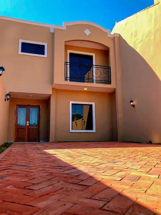 Casa de 3 quartos à Venda em Mbachió II, Lambaré - Image 6