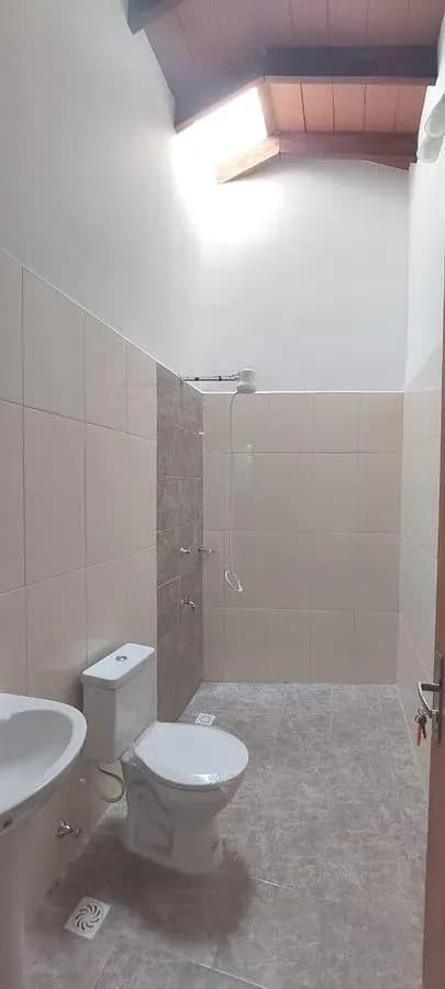Casa de 2 dormitorios en Venta en Monseñor Bogarín, Mariano Roque Alonso - Image 14